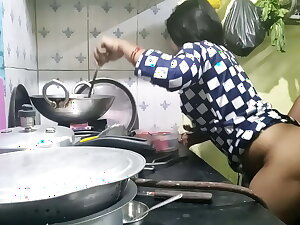 Indian Kitchen Sex Bhabhi Fucked While Cocking